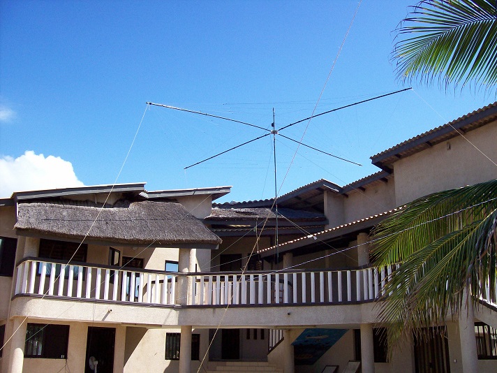 Spiderbeam on top of the house